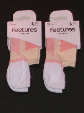 2 Pairs Feetures Everyday Ultra Light Invisable Socks Women's LG Boardwalk Coral